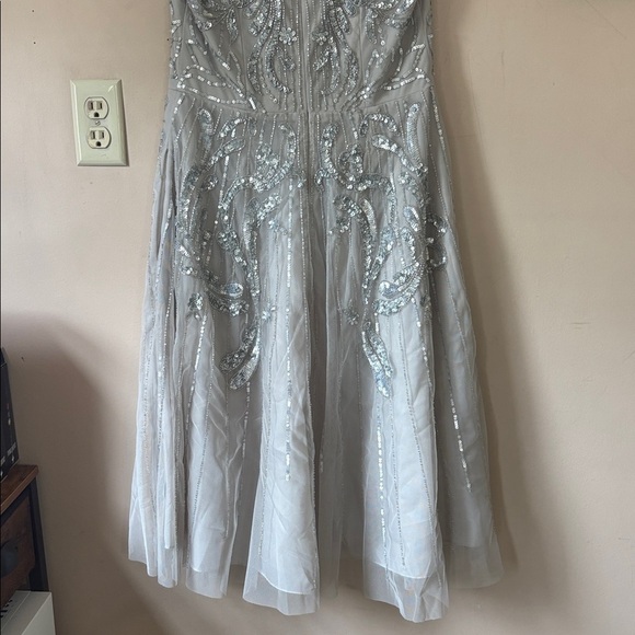 Aidan Mattox | Adrianna Papell Silver Beaded Short Sleeve Dress Size 6 - Picture 10 of 13